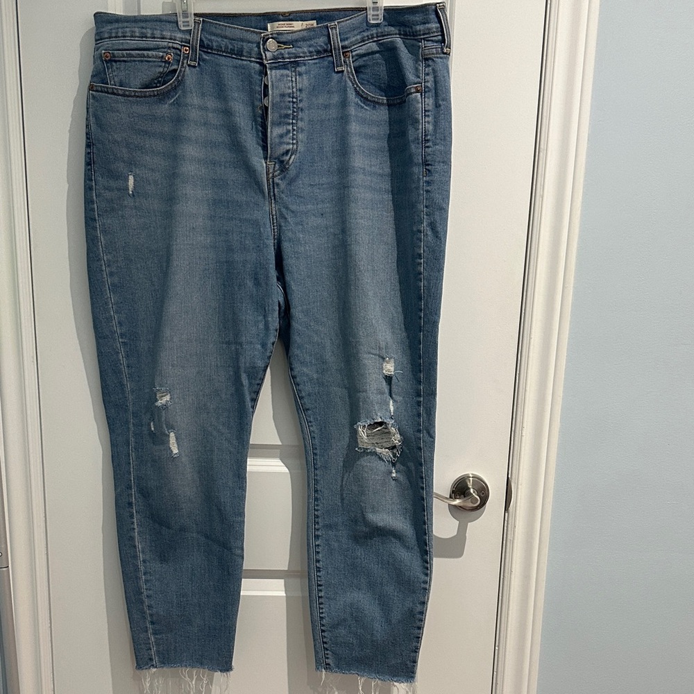 Signature by Levi Strauss Light Blue Skinny Distressed Jeans